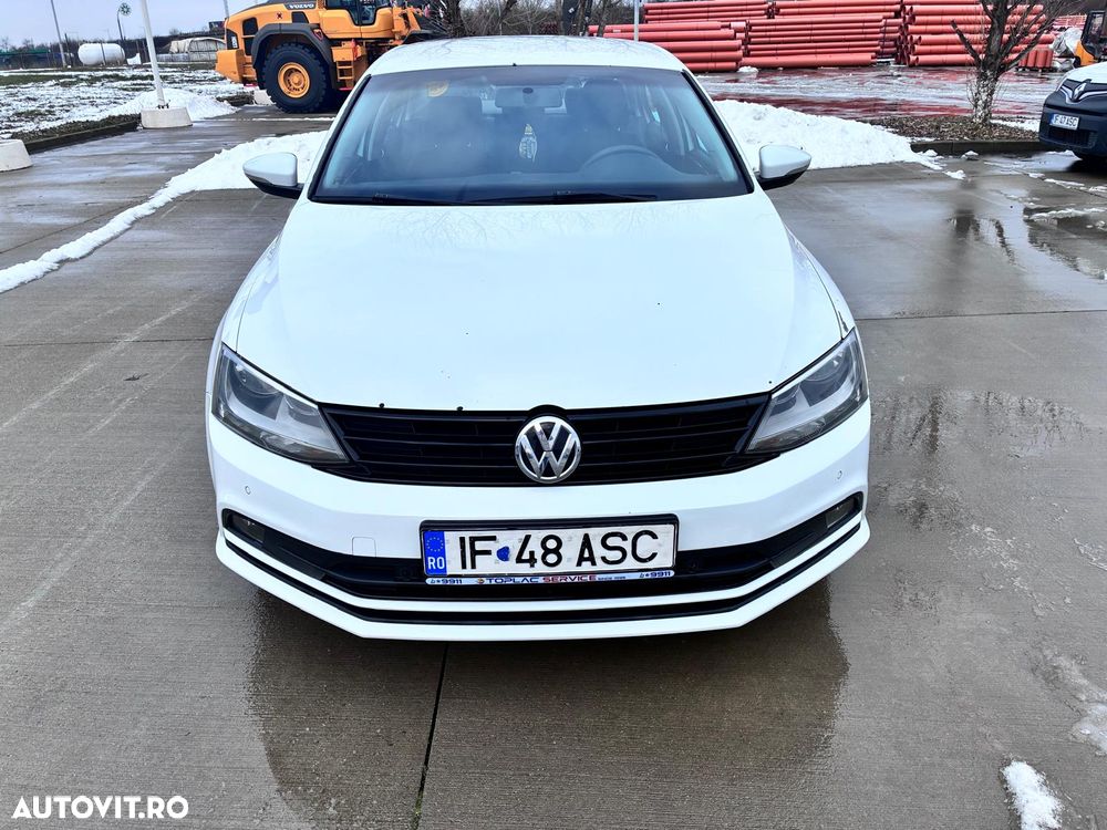 Volkswagen Jetta 2.0 TDI Comfortline - 2