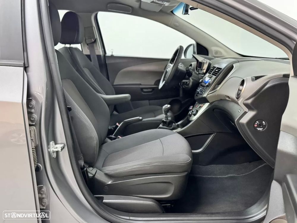 Chevrolet Aveo 1.2 LT - 35