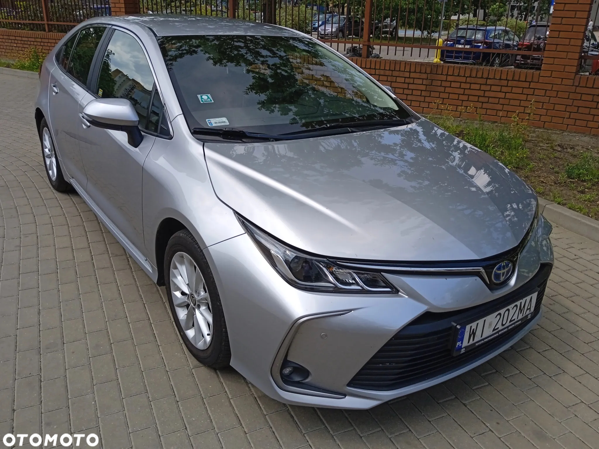 Toyota Corolla - 4