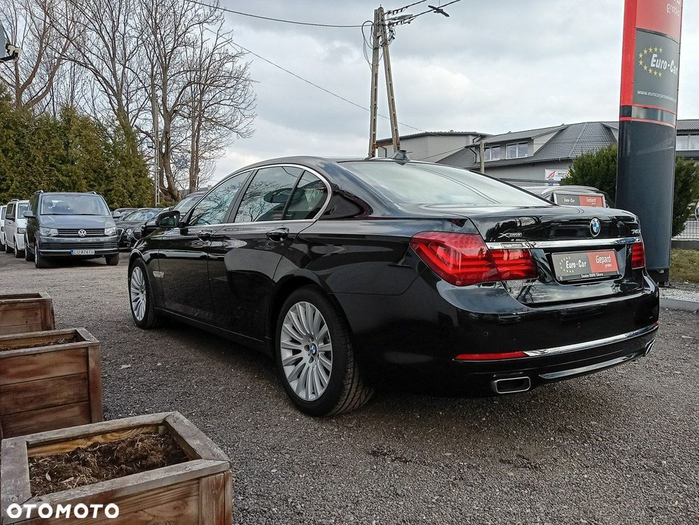 BMW Seria 7 740d xDrive - 6
