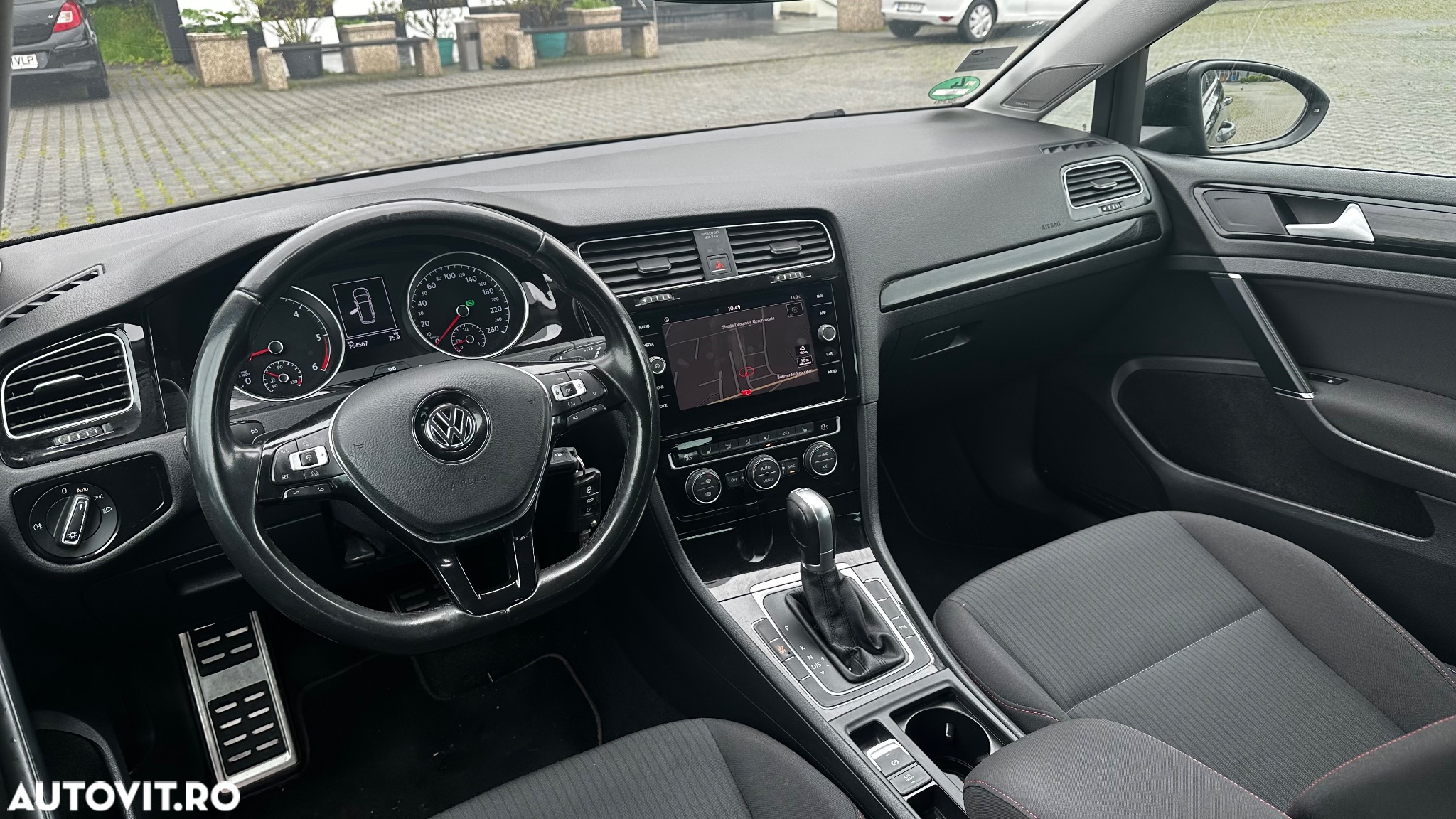 Volkswagen Golf 2.0 TDI DSG Sound - 14