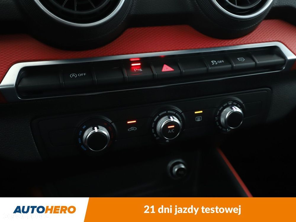 Audi Q2 1.4 TFSI CoD - 24