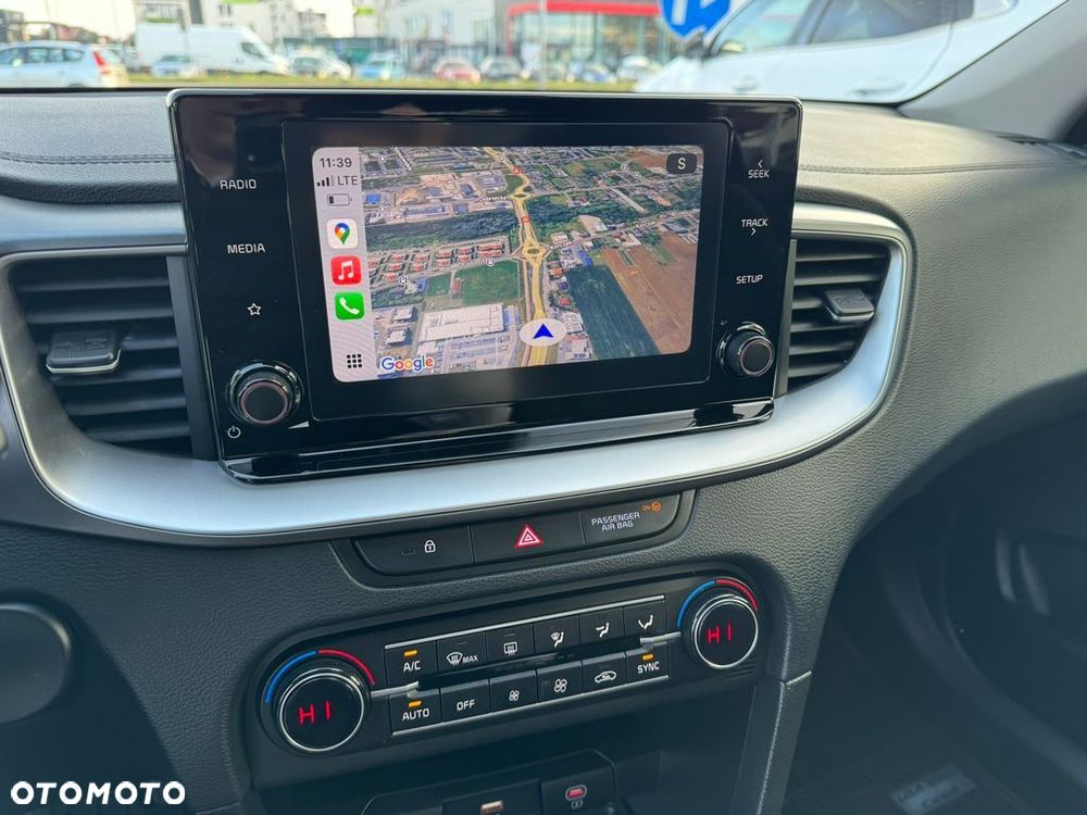 Kia Ceed 1.5 T-GDI M - 11