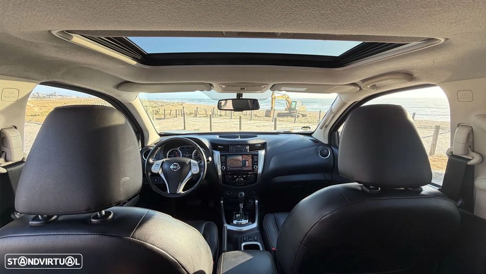 Nissan Navara 2.3 dCi CD 4WD N-Guard AT - 12