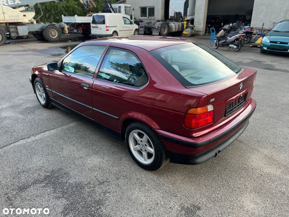 BMW Seria 3 316i - 6