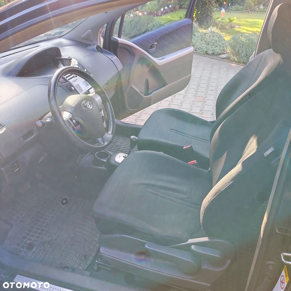 Toyota Yaris 1.4 D-4D Multi Mode Team - 9