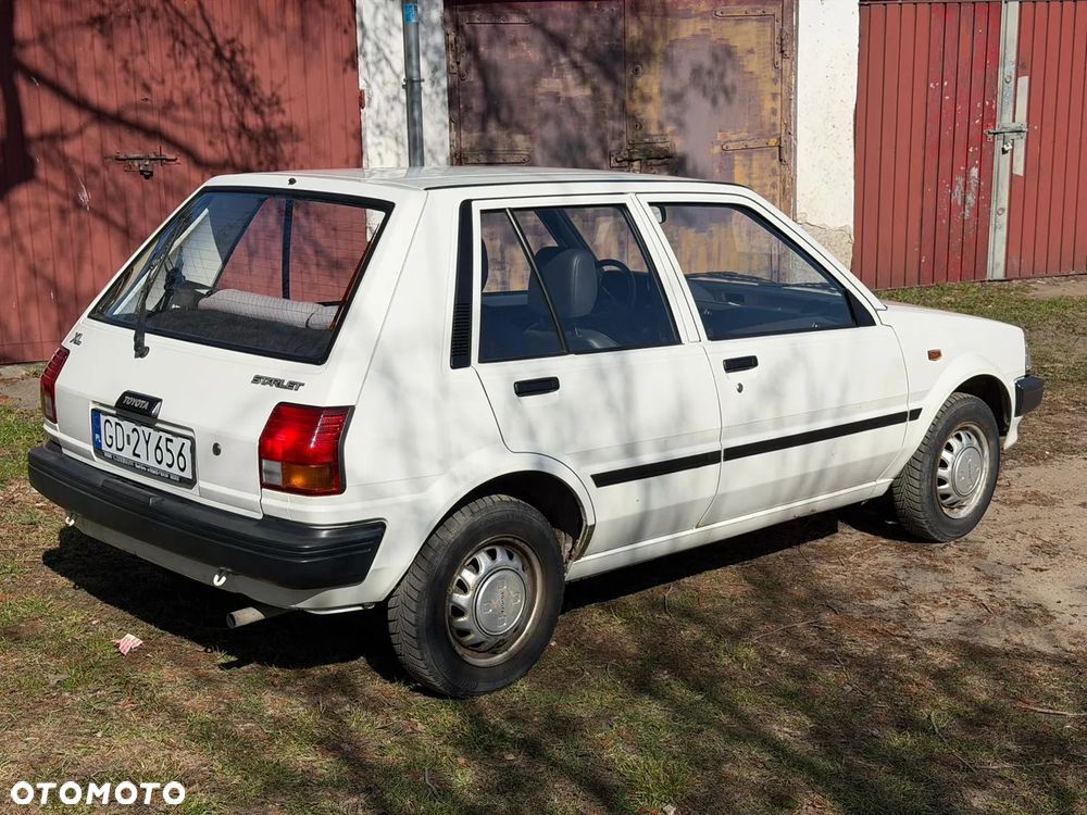 Toyota Starlet 1.0 XL - 7