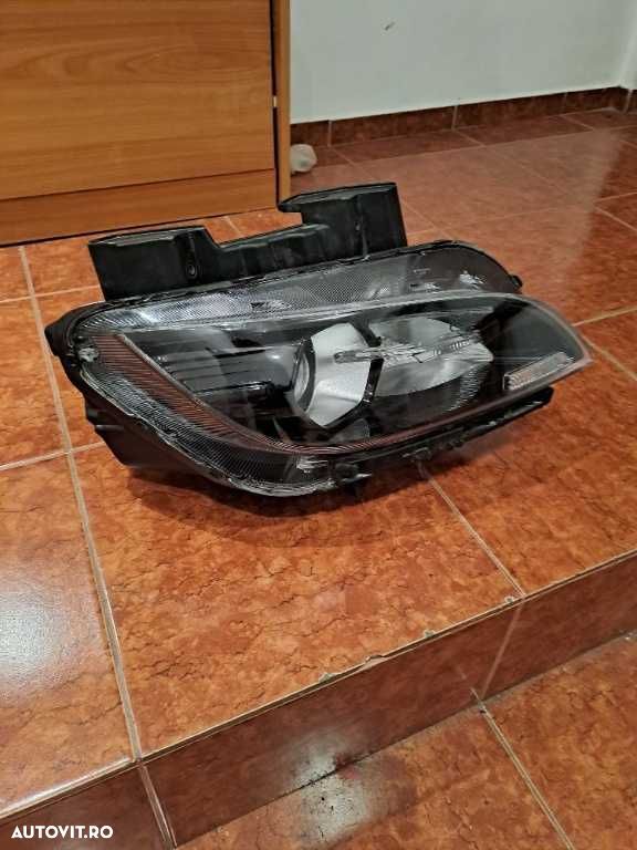 Far dreapta original Hyundai Kona facelift an 2018-2023 cod 92102J9500 - 3