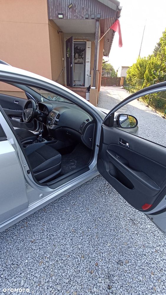 Hyundai i30 1.6 CRDi Comfort - 10