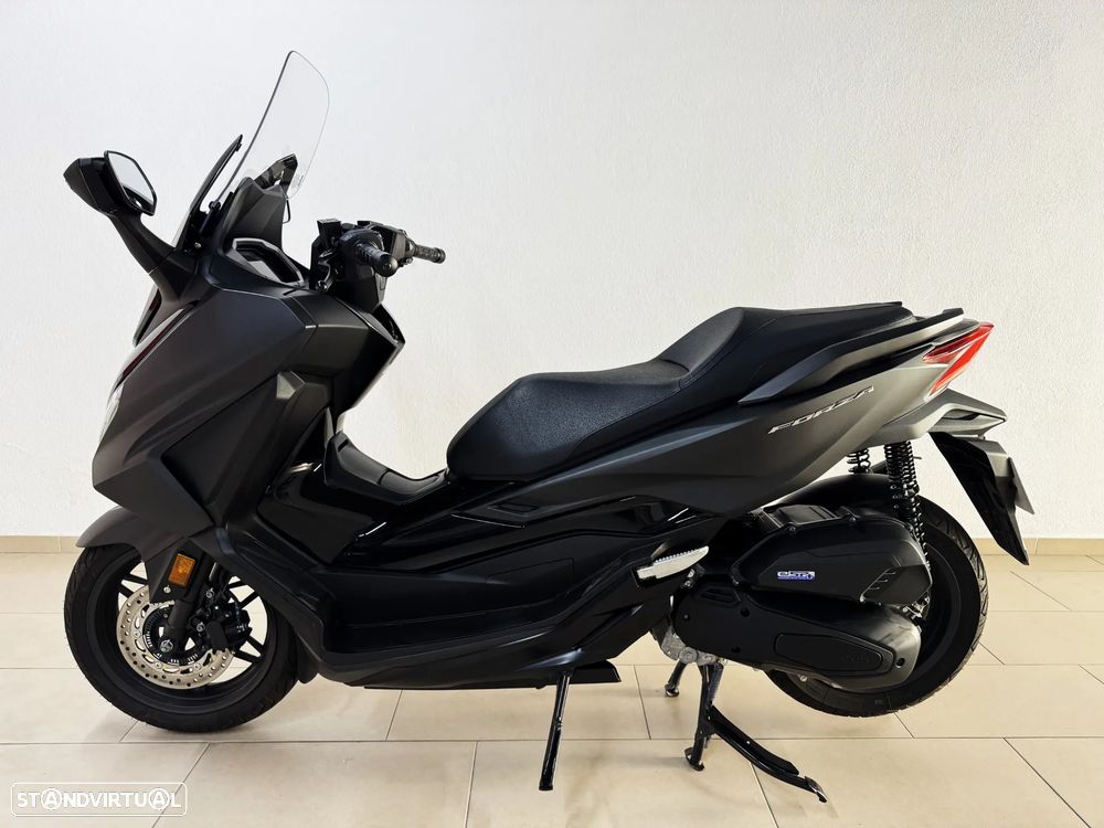 Honda Forza 125 Matte TFT - 3