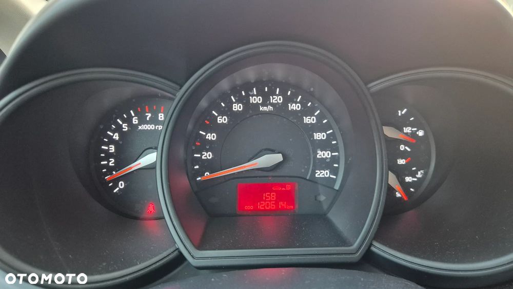 Kia Rio 1.2 Business Line - 9