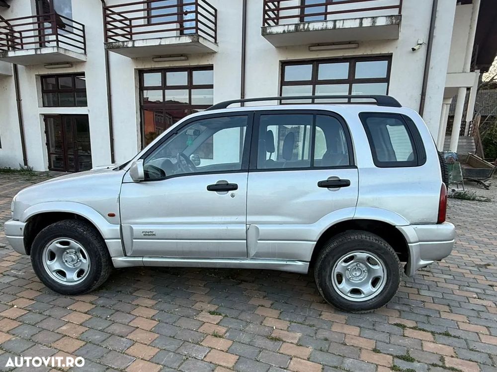 Suzuki Grand Vitara 2.0 TD Comfort Style - 4
