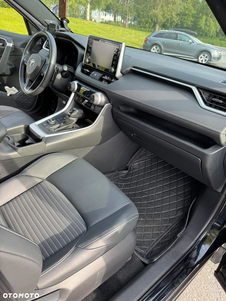 Toyota RAV4 2.5 4x4 Hybrid Black Edition - 23