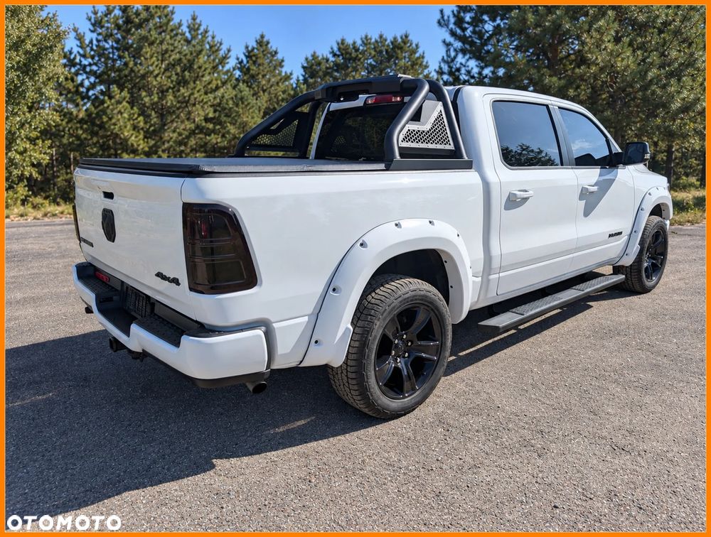 RAM 1500 Crew Cab Shortbed Bighorn - 5