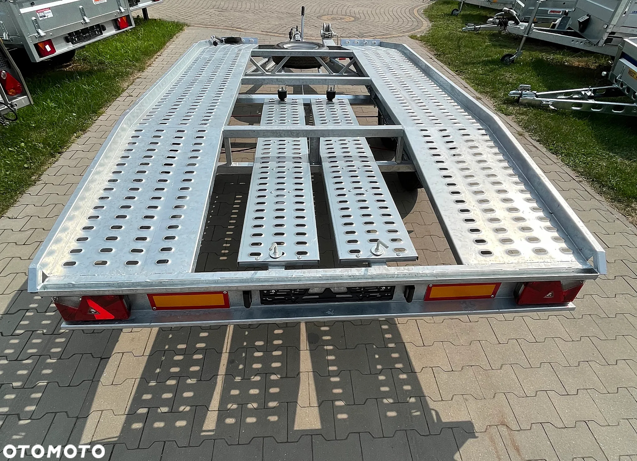 Niewiadów ADAM 4x2 2,7T - 3
