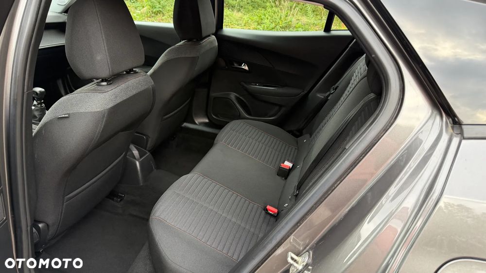 Peugeot 2008 1.2 PureTech Active Pack S&S - 22
