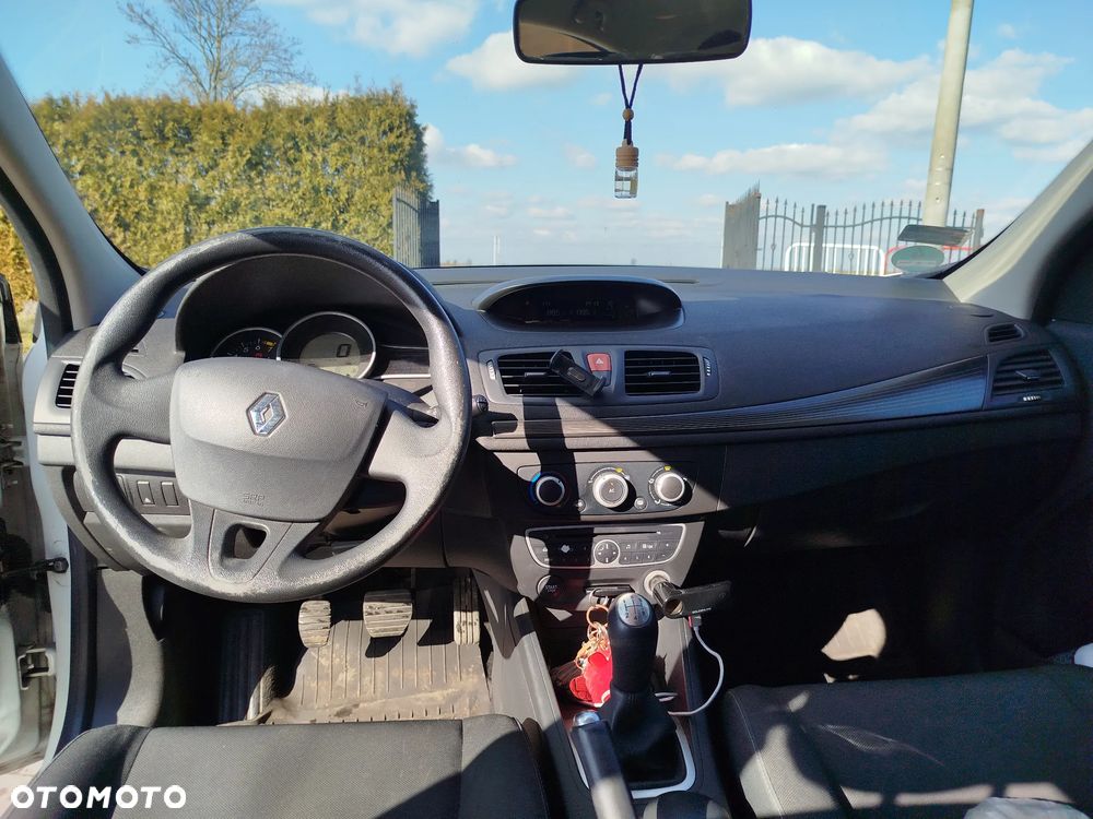 Renault Megane 1.6 16V 100 Authentique - 7