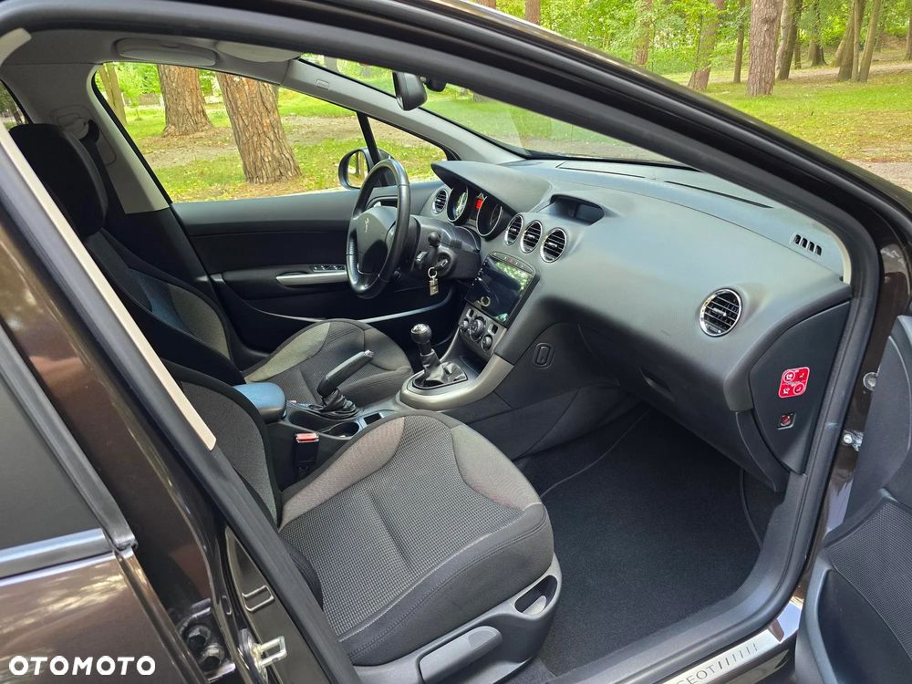 Peugeot 308 1.6 Premium - 13