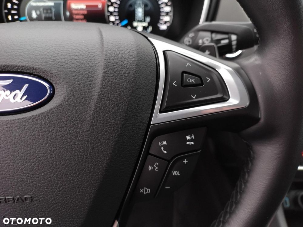 Ford Mondeo 2.0 EcoBlue Titanium - 13