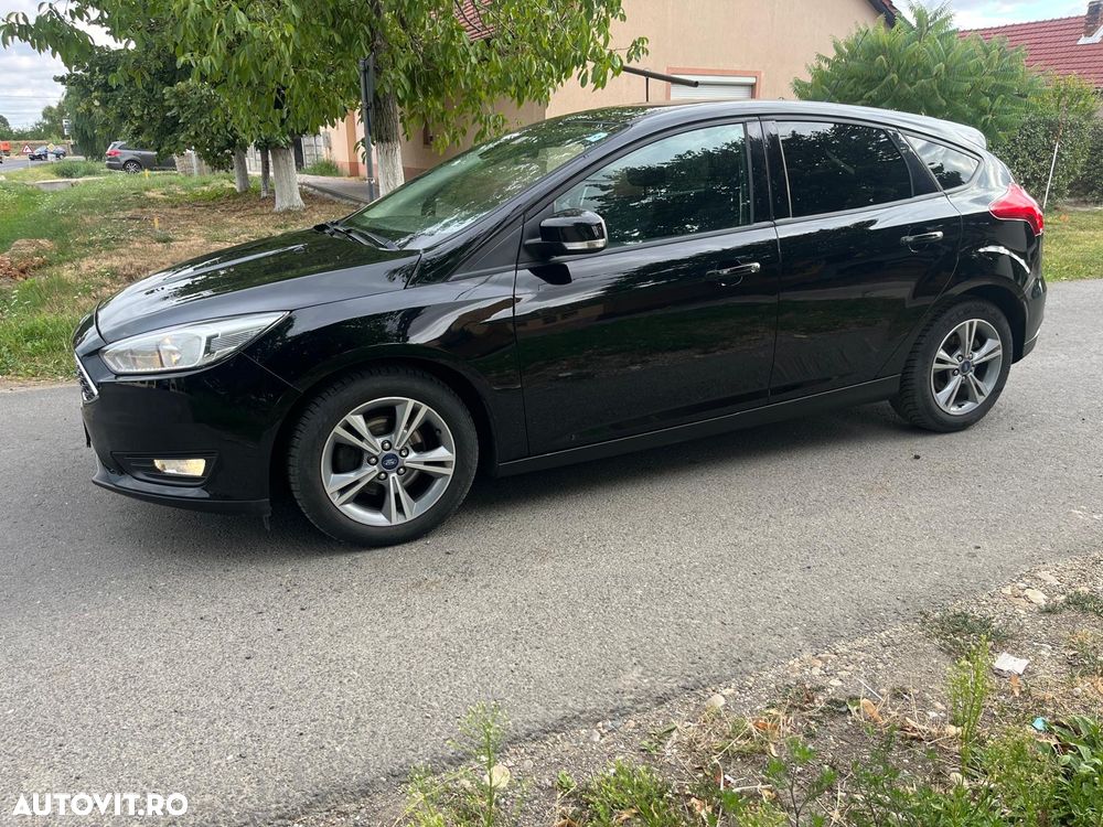 Ford Focus 1.0 EcoBoost Active - 5