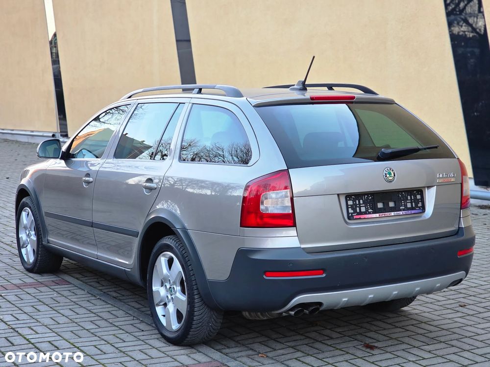 Skoda Octavia 2.0 TDI DPF 4x4 Scout - 6