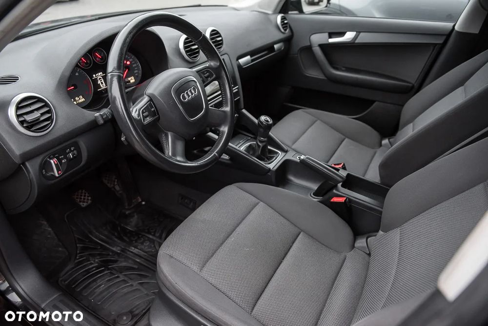 Audi A3 Sportback - 7