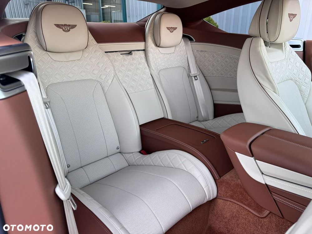 Bentley Continental GT - 18