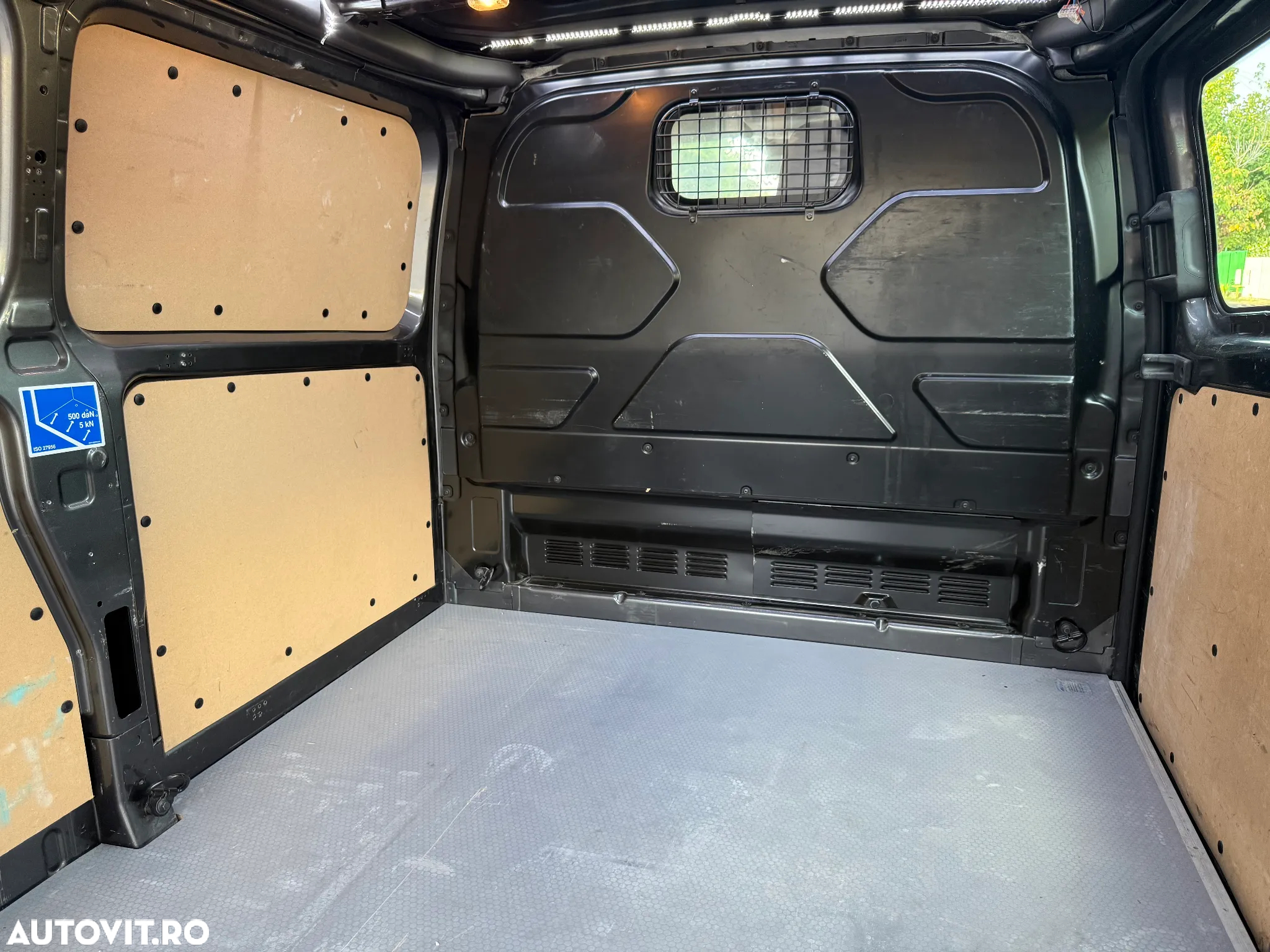 Ford Transit/Tourneo Custom L2H1 2.0L Ecoblue - 28