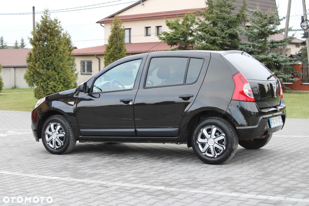 Dacia Sandero 1.2 16V 75 Live - 4