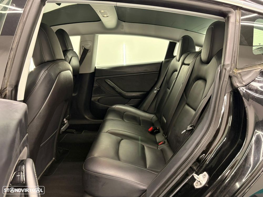 Tesla Model 3 Long-Range Dual Motor AWD - 8