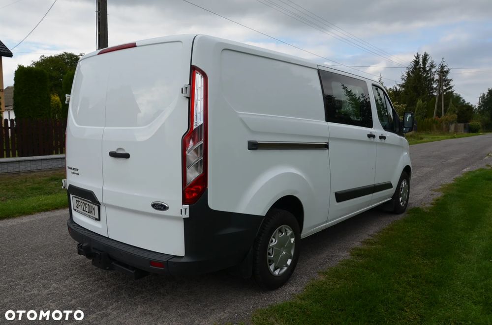 Ford Transit Custom 310 L2H1 Limited - 11
