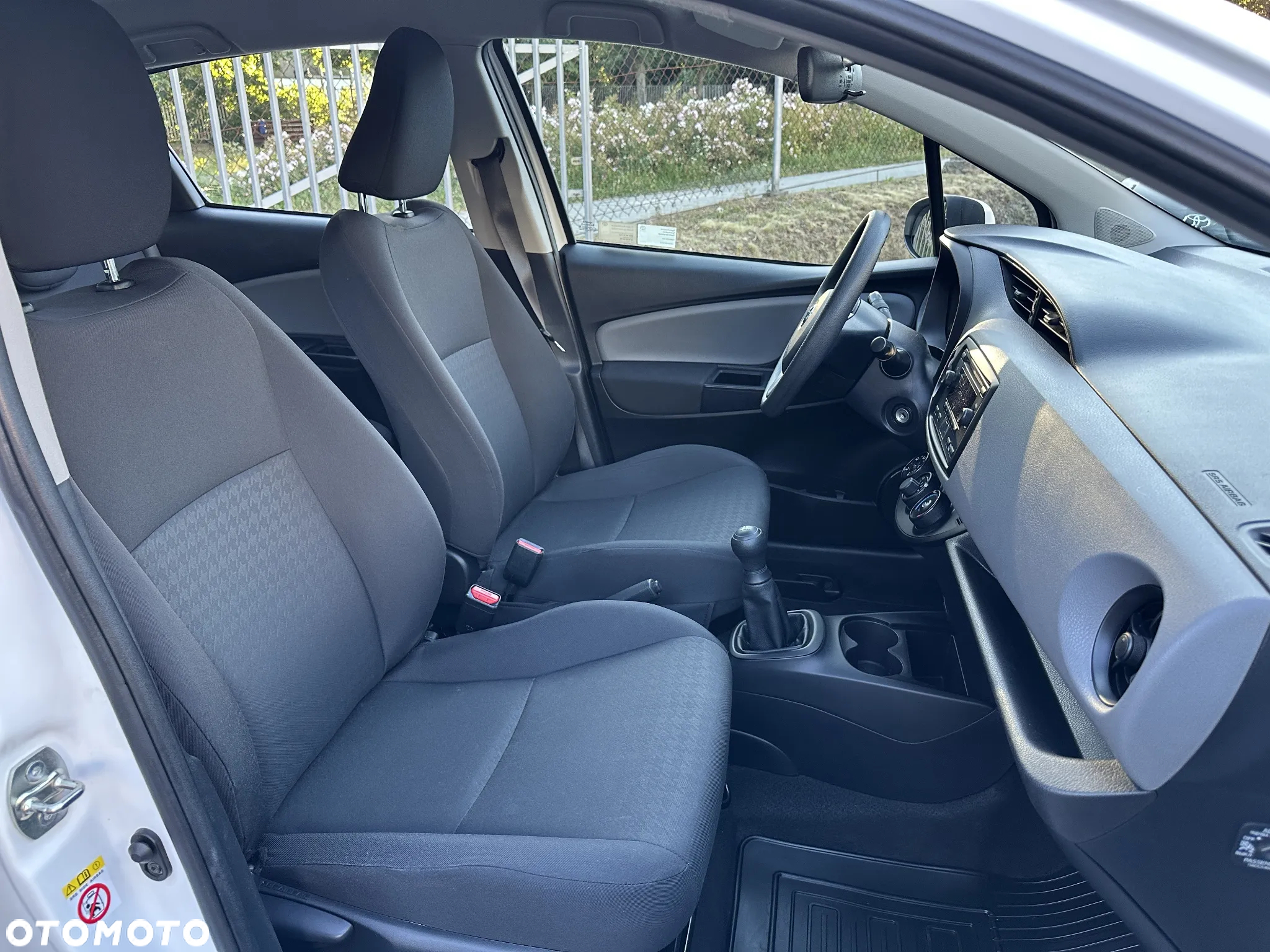 Toyota Yaris 1.0 Active - 13