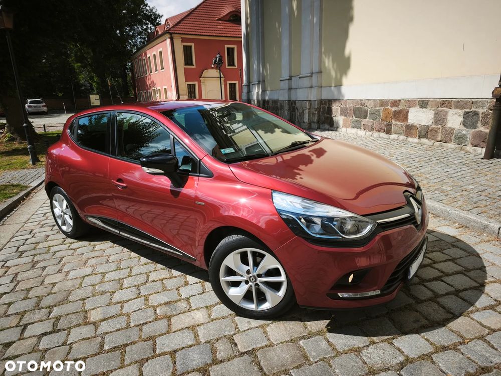 Renault Clio - 5