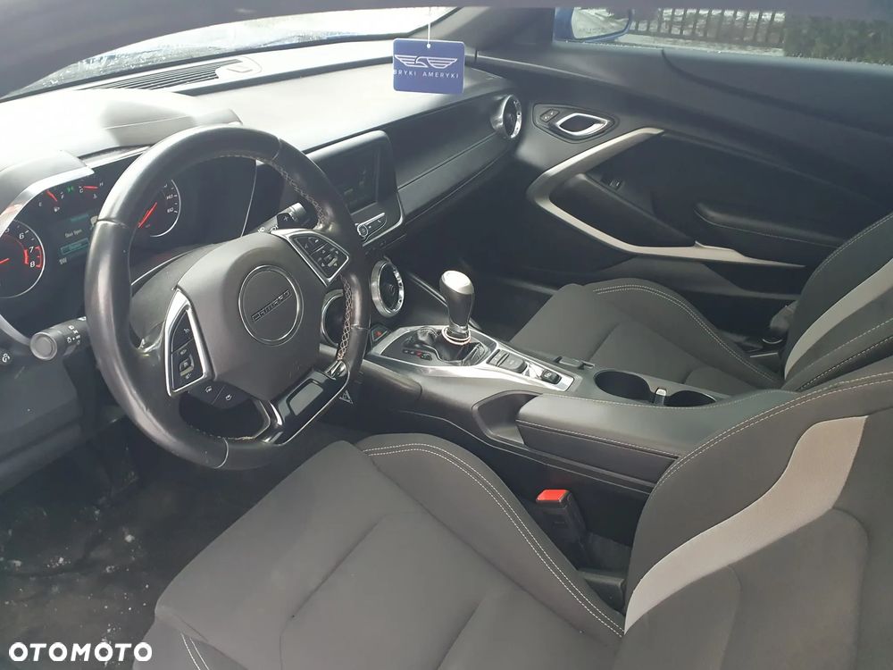 Chevrolet Camaro Coupe 2.0 - 6