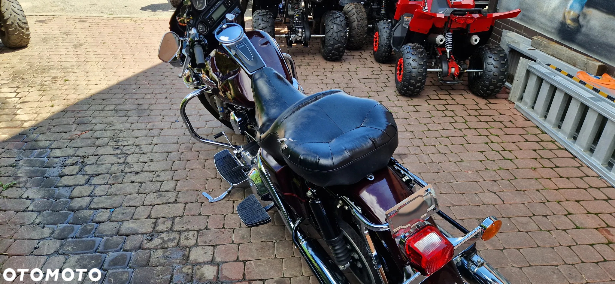 Harley-Davidson FLH Electra Glide - 8