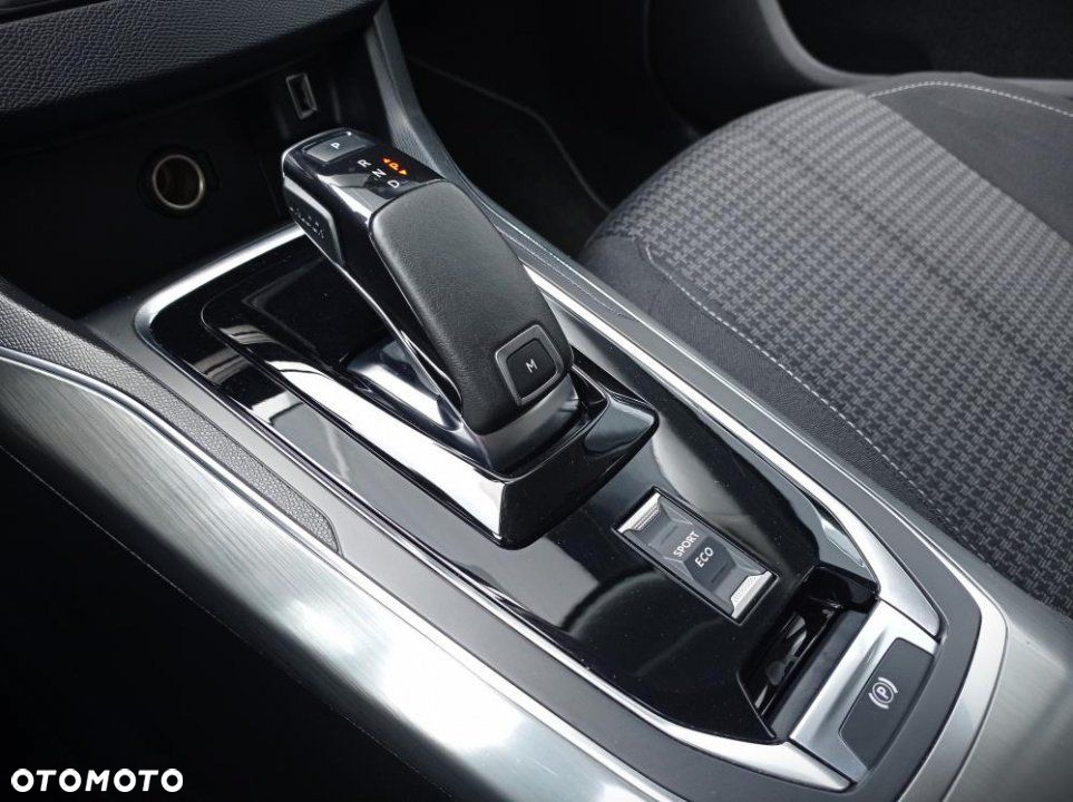 Peugeot 308 - 23