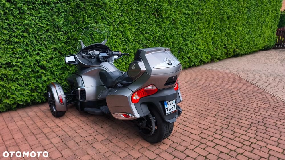 Can-Am Spyder - 5