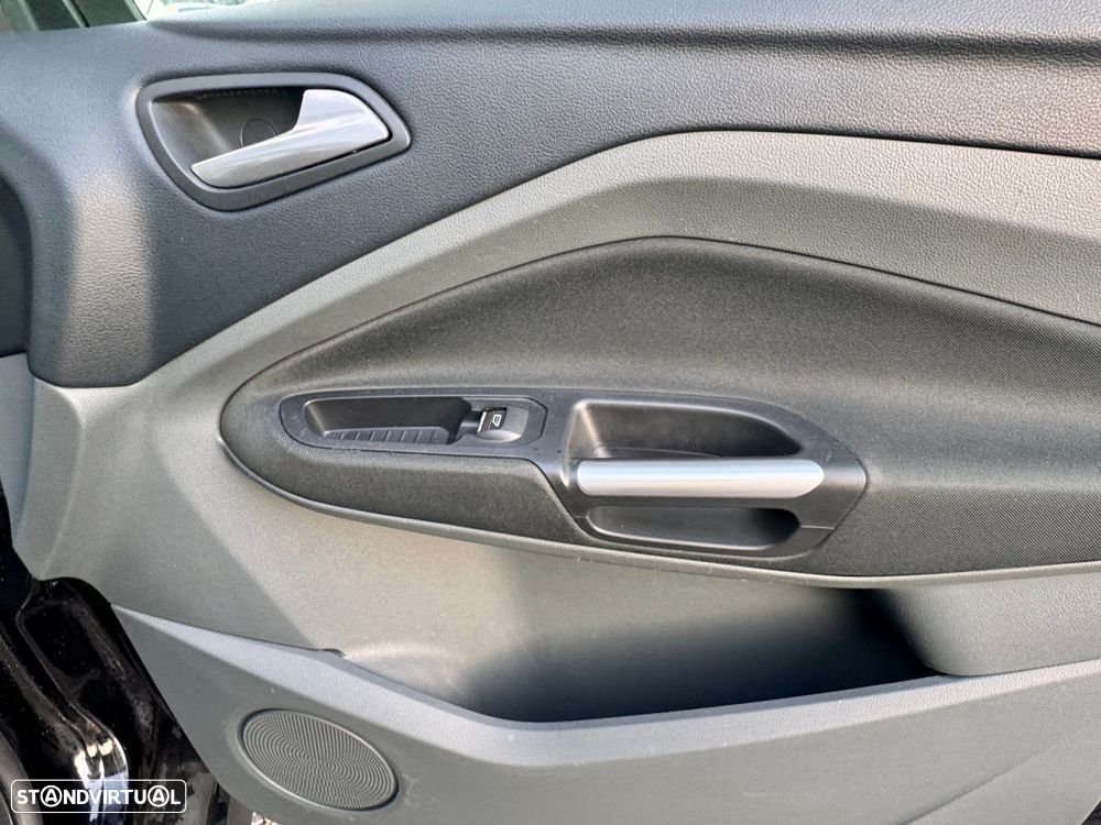 Ford C-Max 2.0 TDCi Titanium - 29