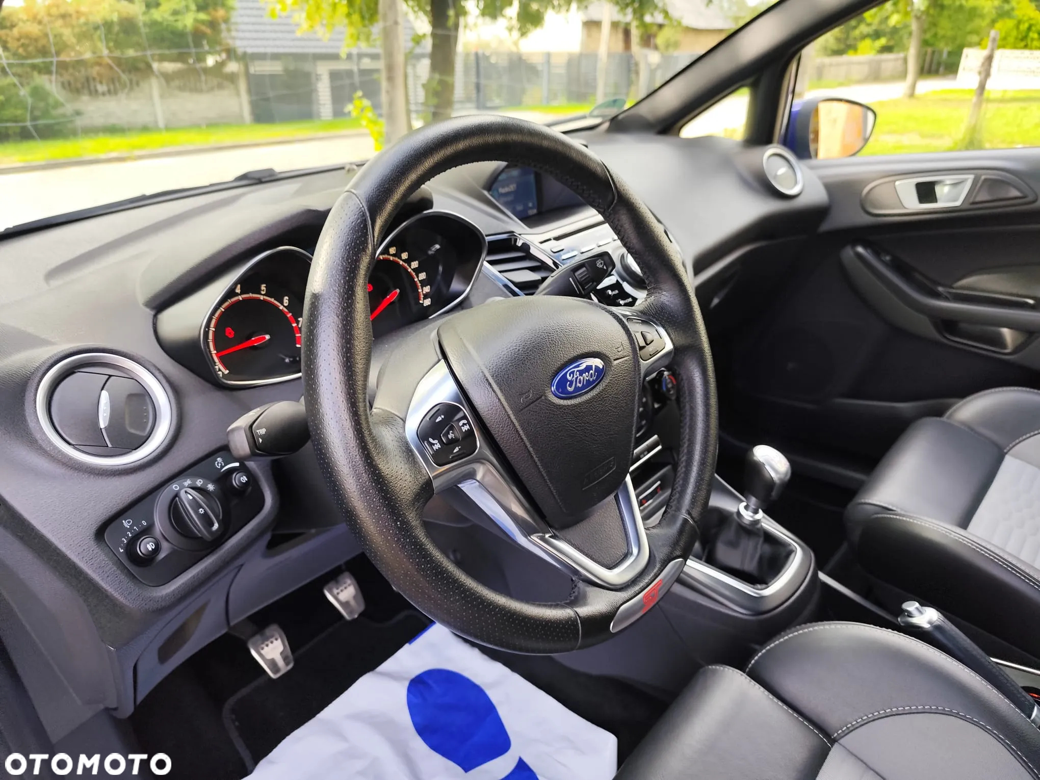 Ford Fiesta 1.6 EcoBoost ST200 - 27