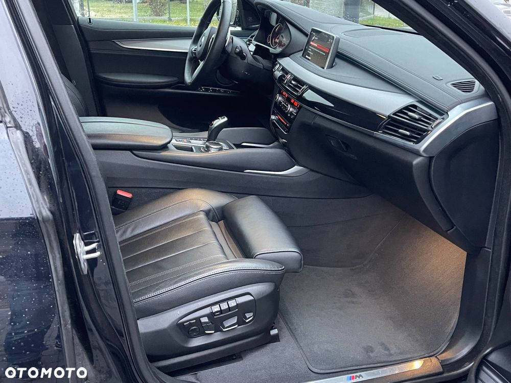 BMW X6 - 25