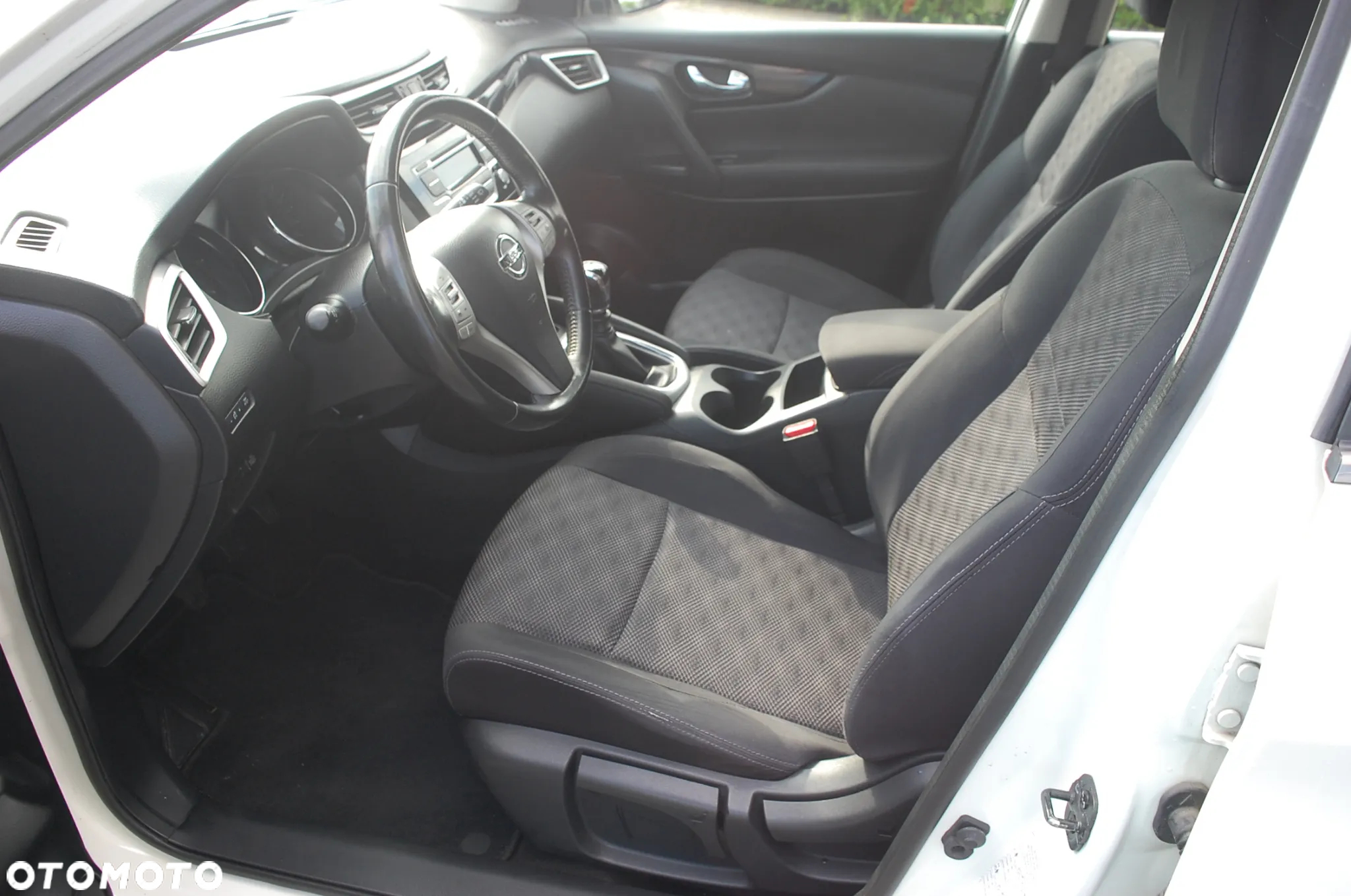 Nissan Qashqai 1.6 dCi 4 x 4 DPF acenta - 5