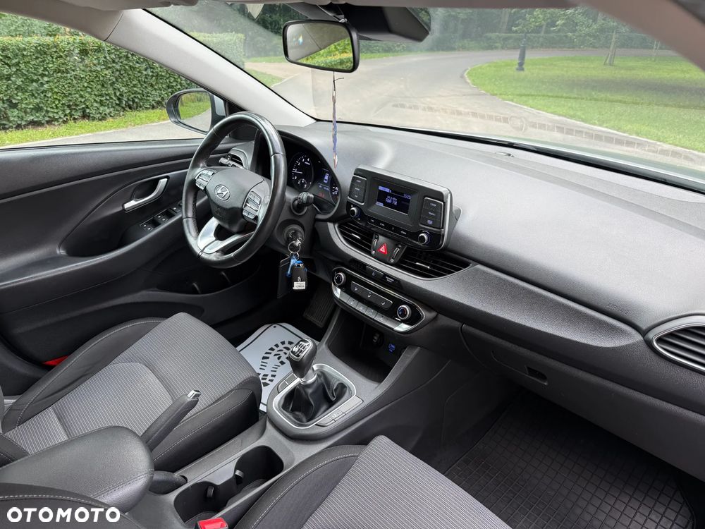 Hyundai i30 1.5 DPI Modern - 20