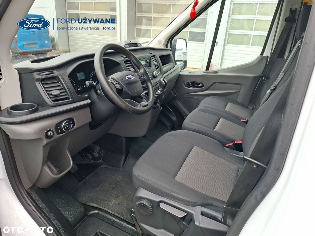 Ford Transit - 17