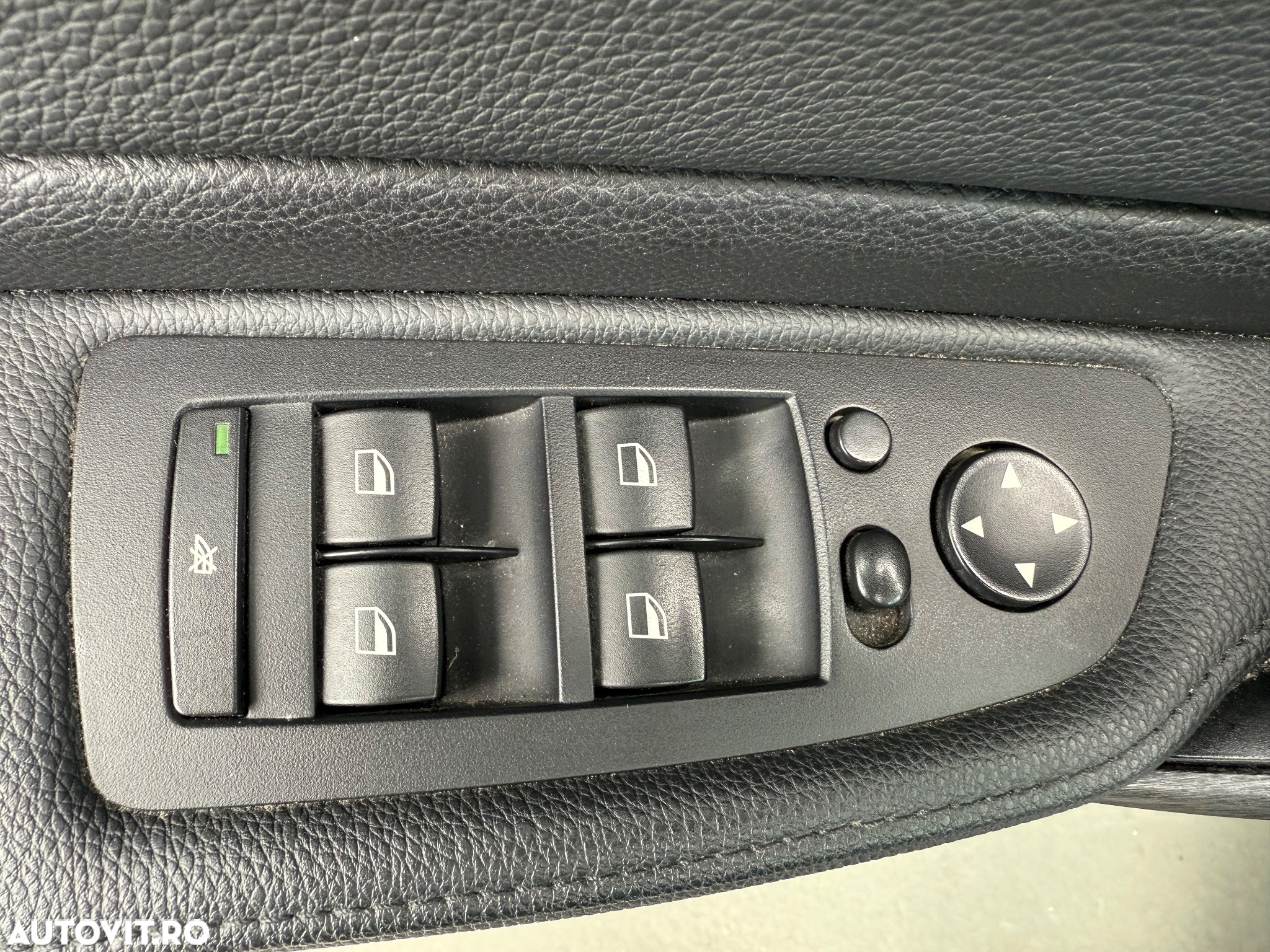 BMW Seria 1 123d - 15