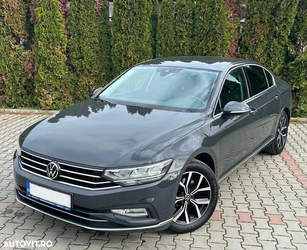 Volkswagen Passat 2.0 TDI DSG Highline - 36