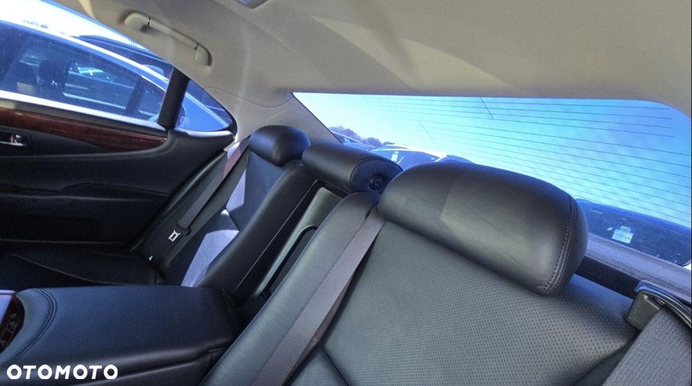 Lexus LS 460 Luxury Line - 11