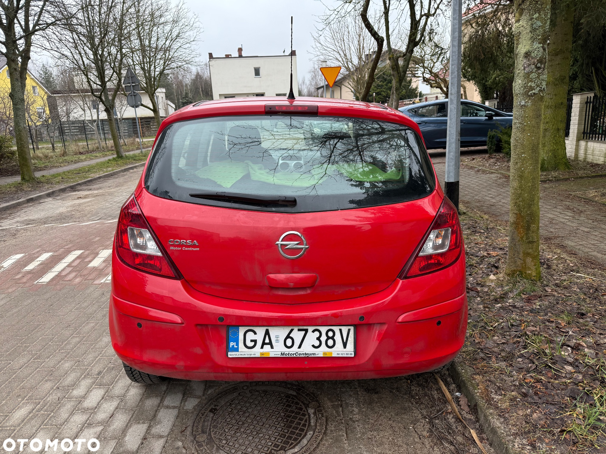 Opel Corsa 1.2 16V Edition / Active - 6