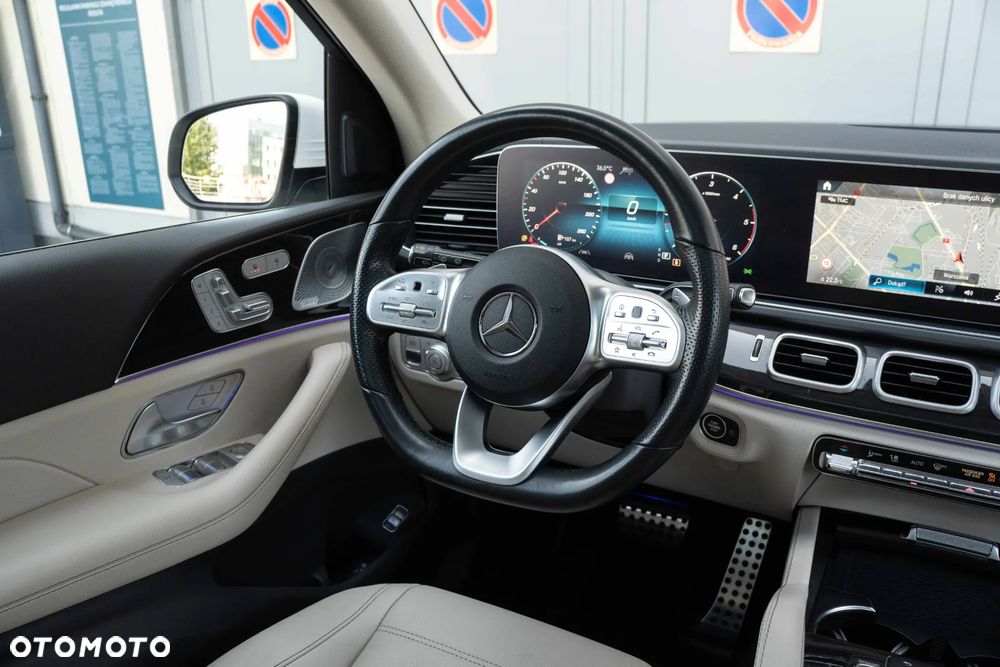 Mercedes-Benz GLS - 20
