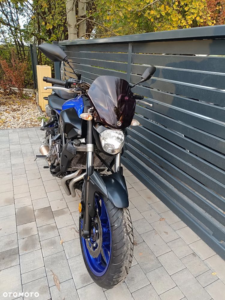 Yamaha MT - 2
