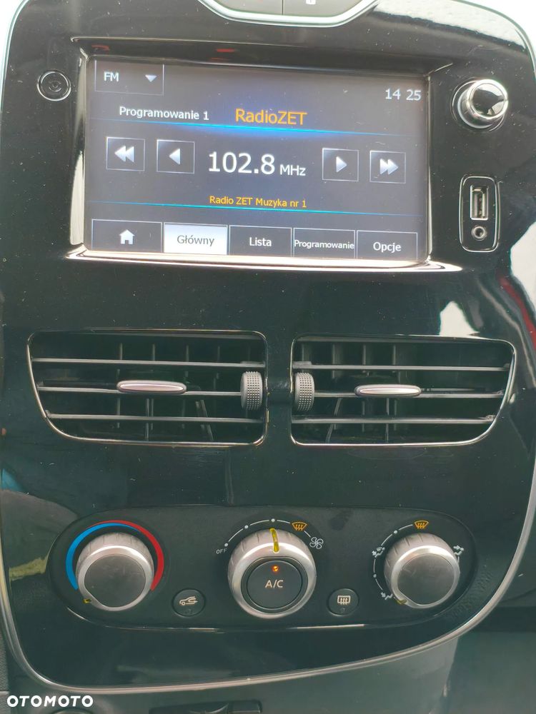 Renault Clio 1.2 16V Limited - 9